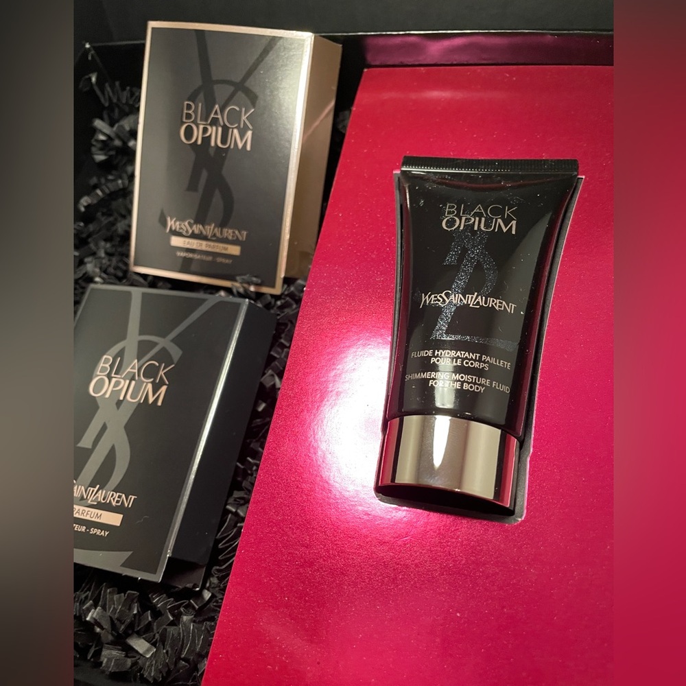 Yves Saint Laurent Black Opium